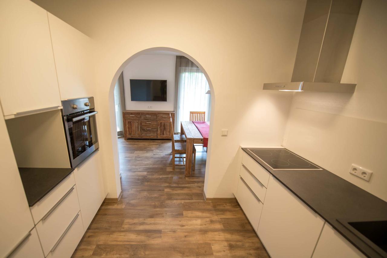 Appartements Herwig Schwarzenbacher Weissensee Ruang foto