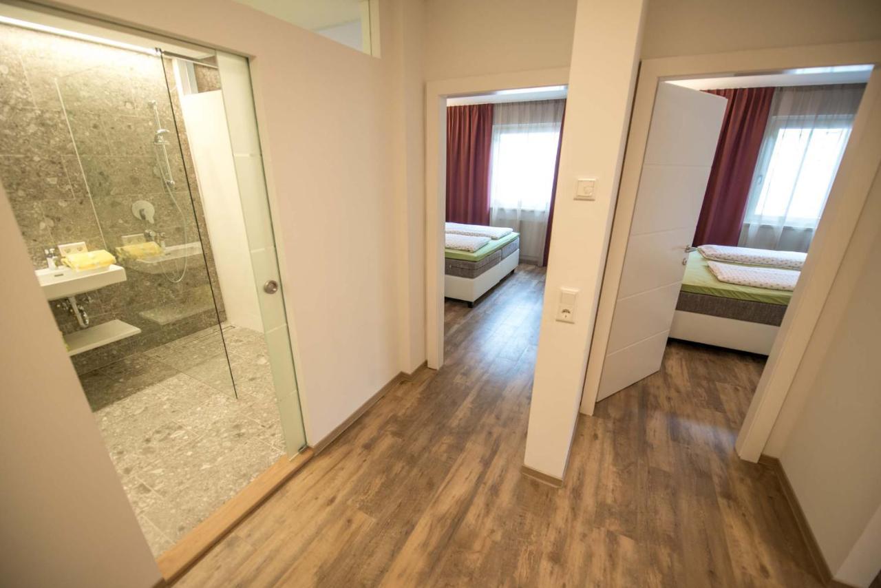 Appartements Herwig Schwarzenbacher Weissensee Ruang foto
