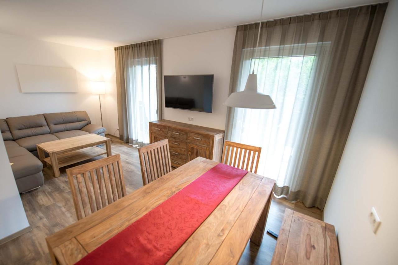 Appartements Herwig Schwarzenbacher Weissensee Ruang foto